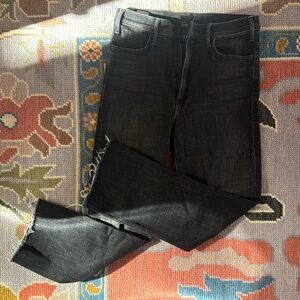 Mother “the hustler ankle fray”